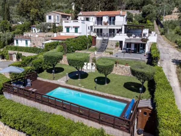 casa indipendente in vendita a Monte Argentario in zona Porto Ercole