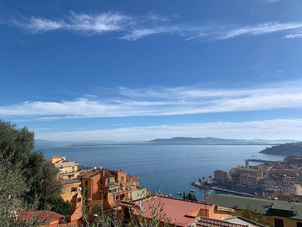 appartamento in vendita a Monte Argentario in zona Porto Santo Stefano