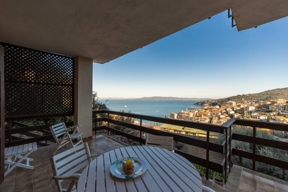 appartamento in vendita a Monte Argentario in zona Porto Santo Stefano