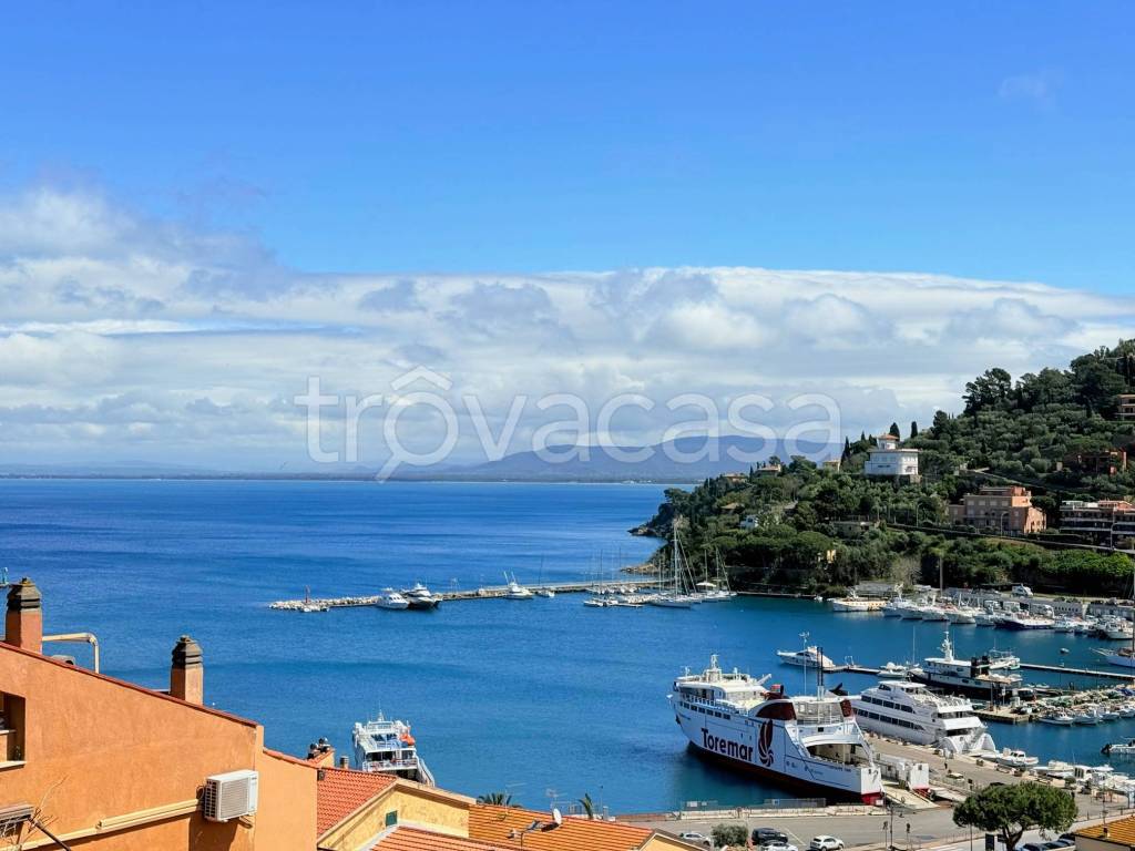 appartamento in vendita a Monte Argentario in zona Porto Santo Stefano