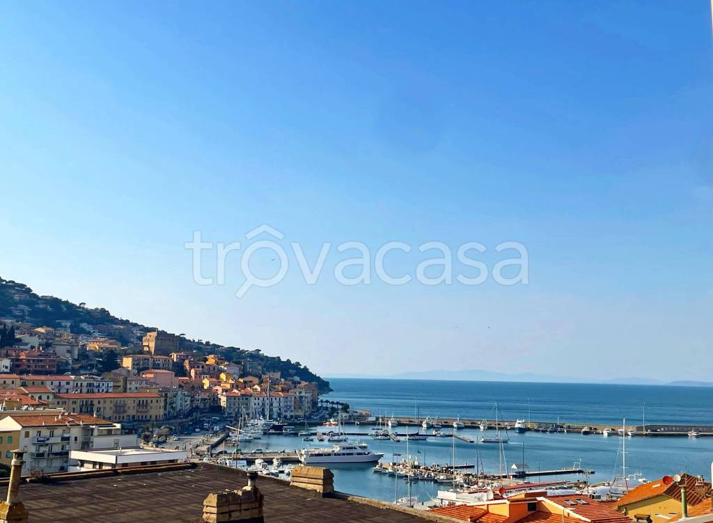 appartamento in vendita a Monte Argentario in zona Porto Santo Stefano