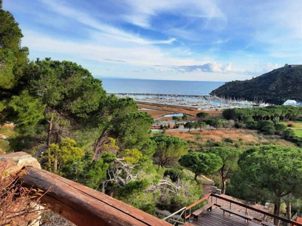 casa indipendente in vendita a Monte Argentario in zona Porto Ercole