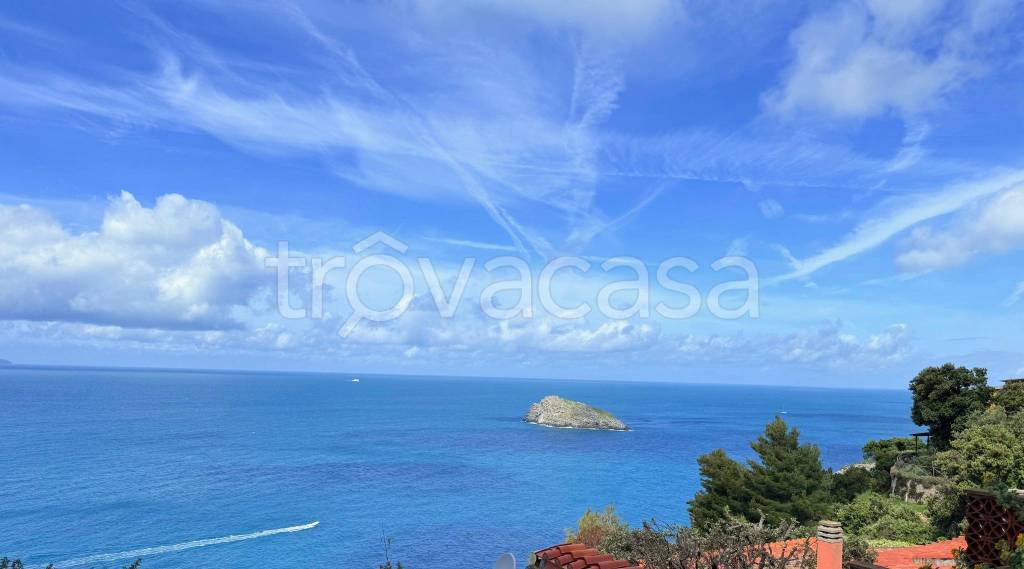 appartamento in vendita a Monte Argentario in zona Porto Santo Stefano