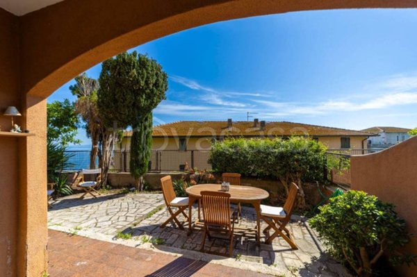 appartamento in vendita a Monte Argentario in zona Porto Santo Stefano