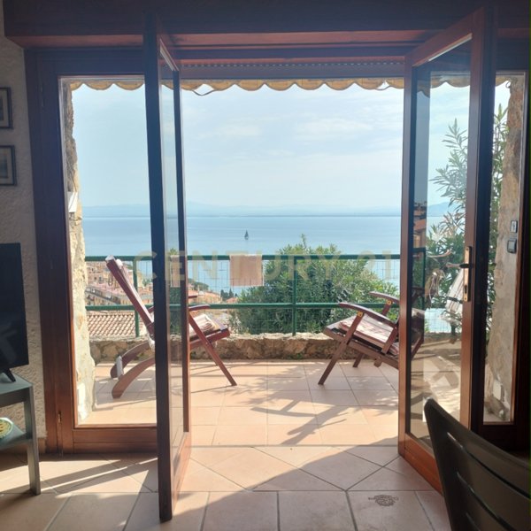 appartamento in vendita a Monte Argentario in zona Porto Santo Stefano