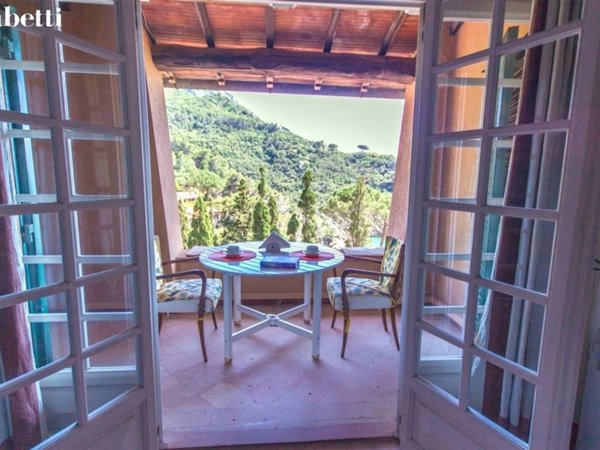 appartamento in vendita a Monte Argentario in zona Cala Piccola