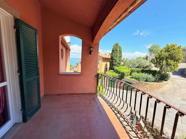 appartamento in vendita a Monte Argentario in zona Porto Santo Stefano