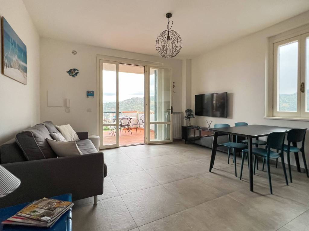 appartamento in vendita a Monte Argentario in zona Porto Santo Stefano
