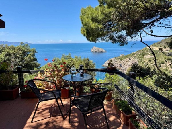 casa indipendente in vendita a Monte Argentario in zona Porto Santo Stefano