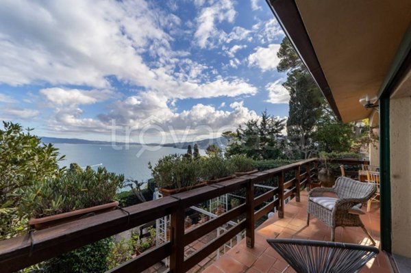 appartamento in vendita a Monte Argentario in zona Porto Santo Stefano