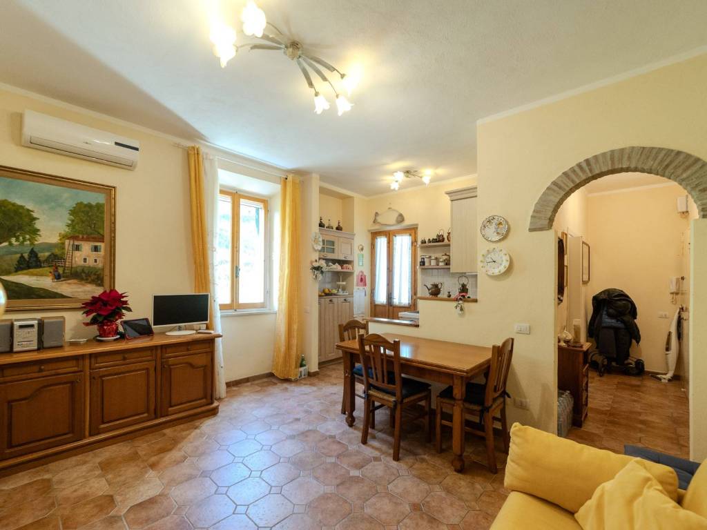 appartamento in vendita a Monte Argentario in zona Porto Santo Stefano