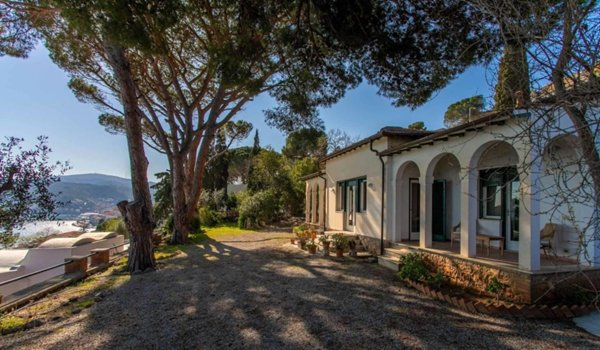 casa indipendente in vendita a Monte Argentario in zona Porto Santo Stefano
