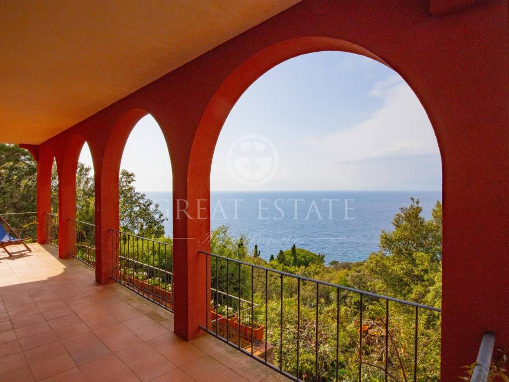 casa indipendente in vendita a Monte Argentario in zona Porto Santo Stefano