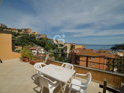 appartamento in vendita a Monte Argentario in zona Porto Santo Stefano