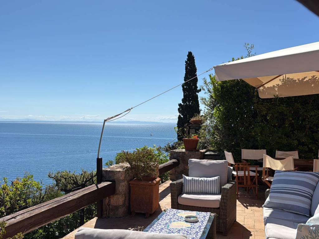 casa indipendente in vendita a Monte Argentario in zona Porto Ercole