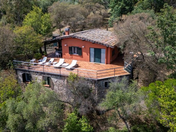 casa indipendente in vendita a Monte Argentario in zona Porto Ercole
