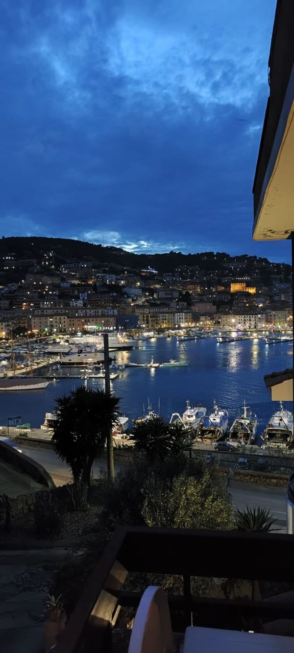 appartamento in vendita a Monte Argentario in zona Porto Santo Stefano