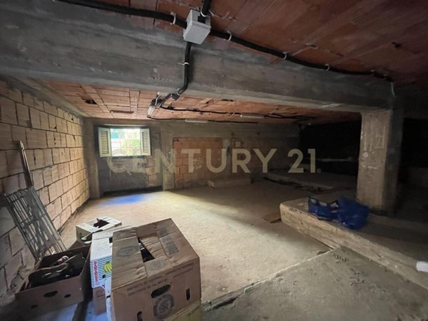 locale di sgombero in vendita a Monte Argentario in zona Porto Santo Stefano