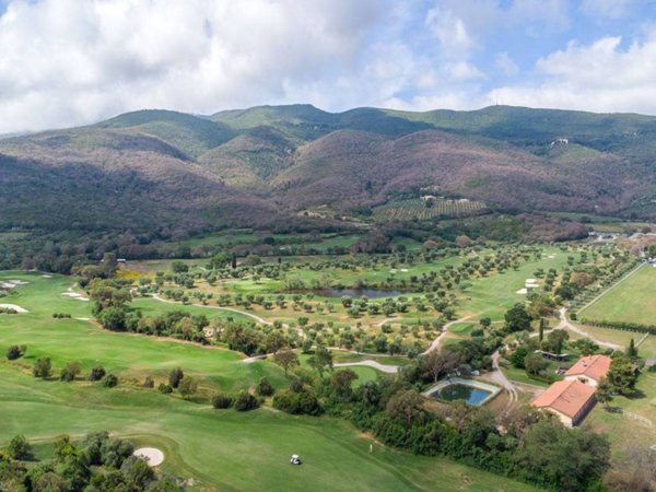 casa indipendente in vendita a Monte Argentario in zona Porto Ercole