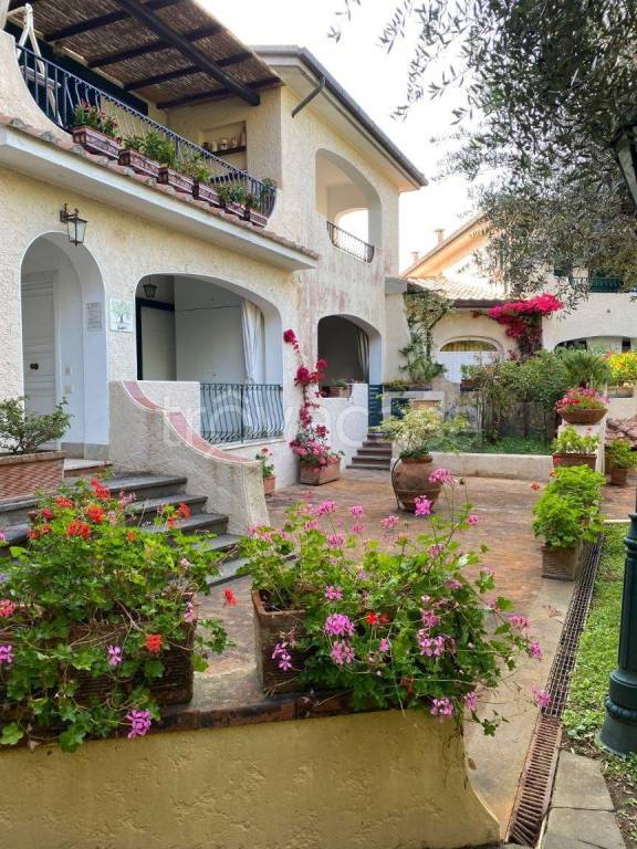 appartamento in vendita a Monte Argentario in zona Porto Ercole