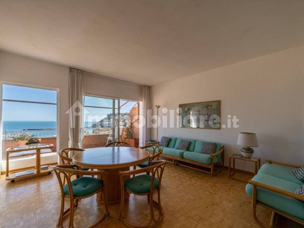 appartamento in vendita a Monte Argentario in zona Porto Ercole