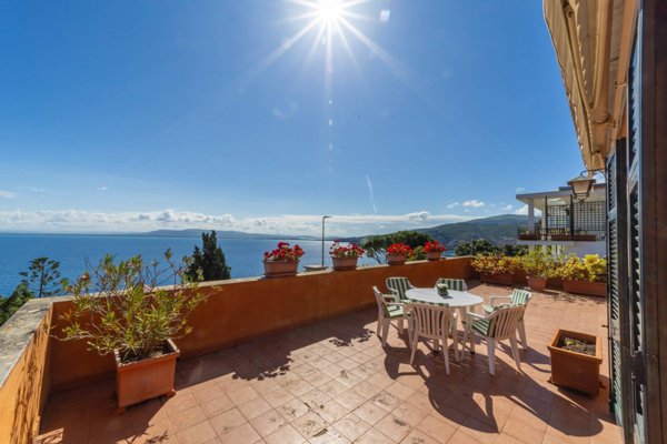 appartamento in vendita a Monte Argentario in zona Porto Santo Stefano