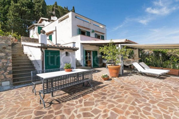 casa indipendente in vendita a Monte Argentario in zona Porto Ercole