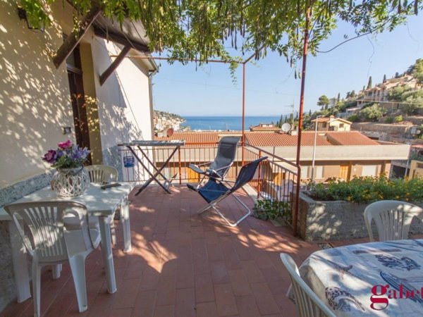casa indipendente in vendita a Monte Argentario in zona Porto Santo Stefano