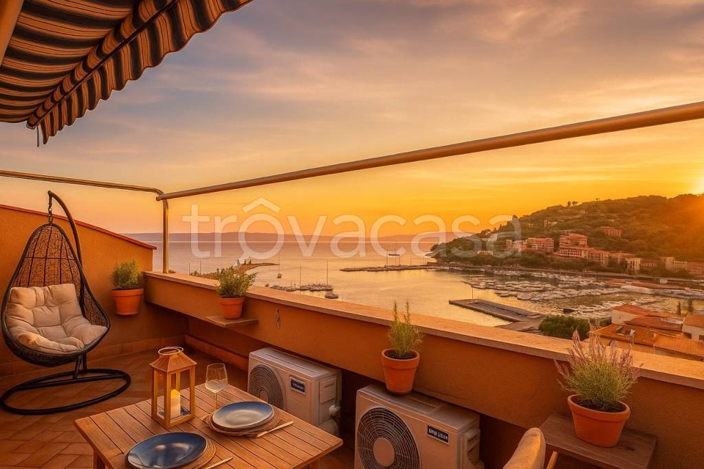 appartamento in vendita a Monte Argentario in zona Porto Santo Stefano