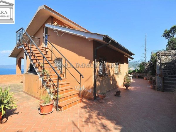 casa indipendente in vendita a Monte Argentario in zona Porto Santo Stefano