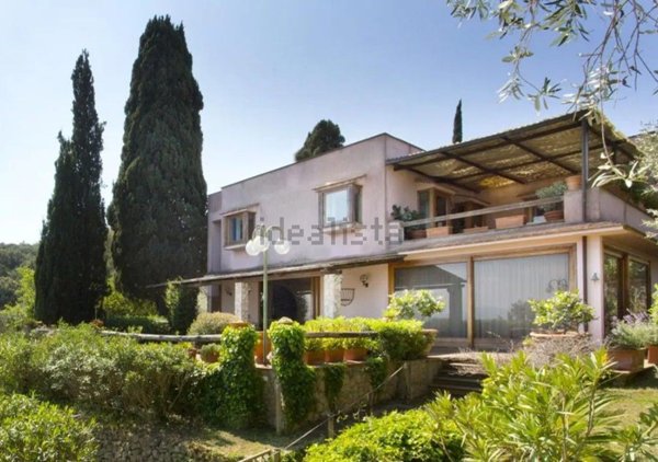 casa indipendente in vendita a Monte Argentario in zona Porto Santo Stefano