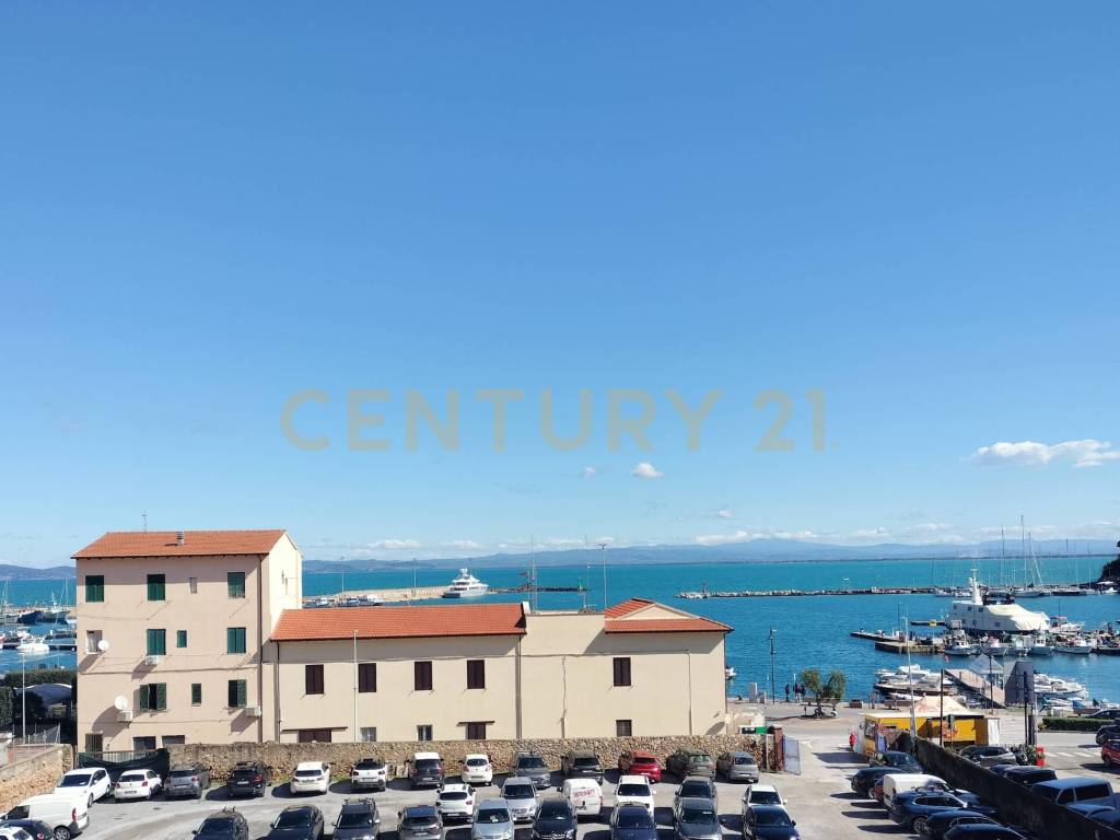 appartamento in vendita a Monte Argentario in zona Porto Santo Stefano