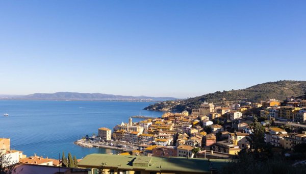 appartamento in vendita a Monte Argentario in zona Porto Santo Stefano