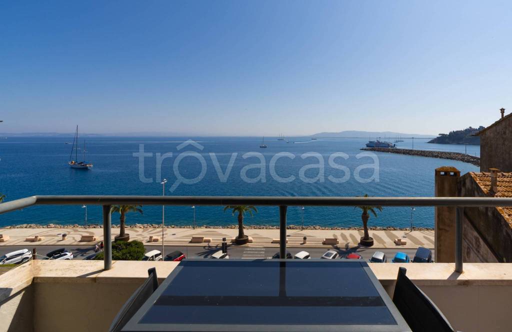appartamento in vendita a Monte Argentario in zona Porto Santo Stefano