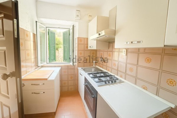 appartamento in vendita a Monte Argentario in zona Porto Santo Stefano