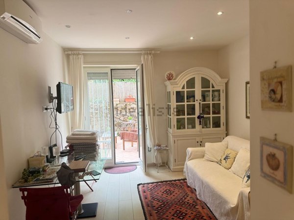 appartamento in vendita a Monte Argentario in zona Porto Santo Stefano