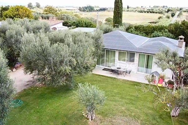villa in vendita a Monte Argentario in zona Porto Santo Stefano