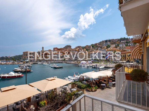 appartamento in vendita a Monte Argentario in zona Porto Santo Stefano