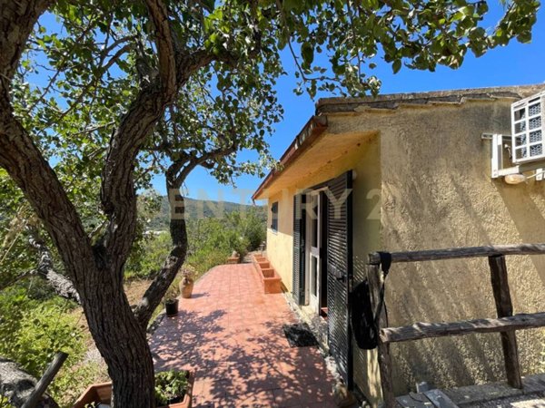 appartamento in vendita a Monte Argentario in zona Porto Santo Stefano
