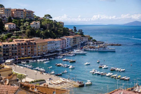 appartamento in vendita a Monte Argentario in zona Porto Santo Stefano
