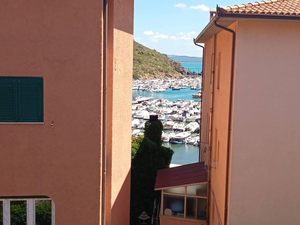 appartamento in vendita a Monte Argentario in zona Porto Ercole