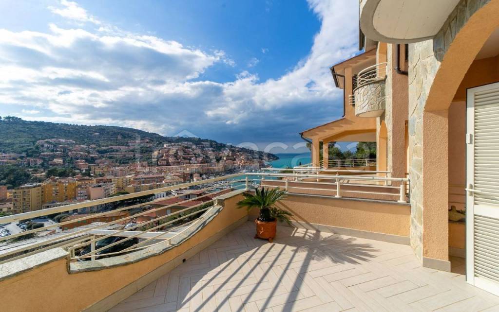 casa indipendente in vendita a Monte Argentario in zona Porto Santo Stefano