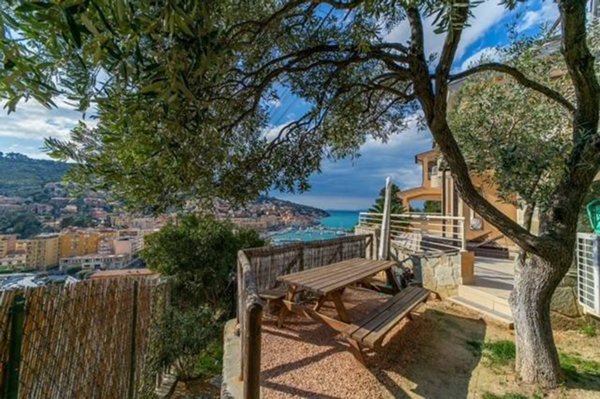 casa indipendente in vendita a Monte Argentario in zona Porto Santo Stefano