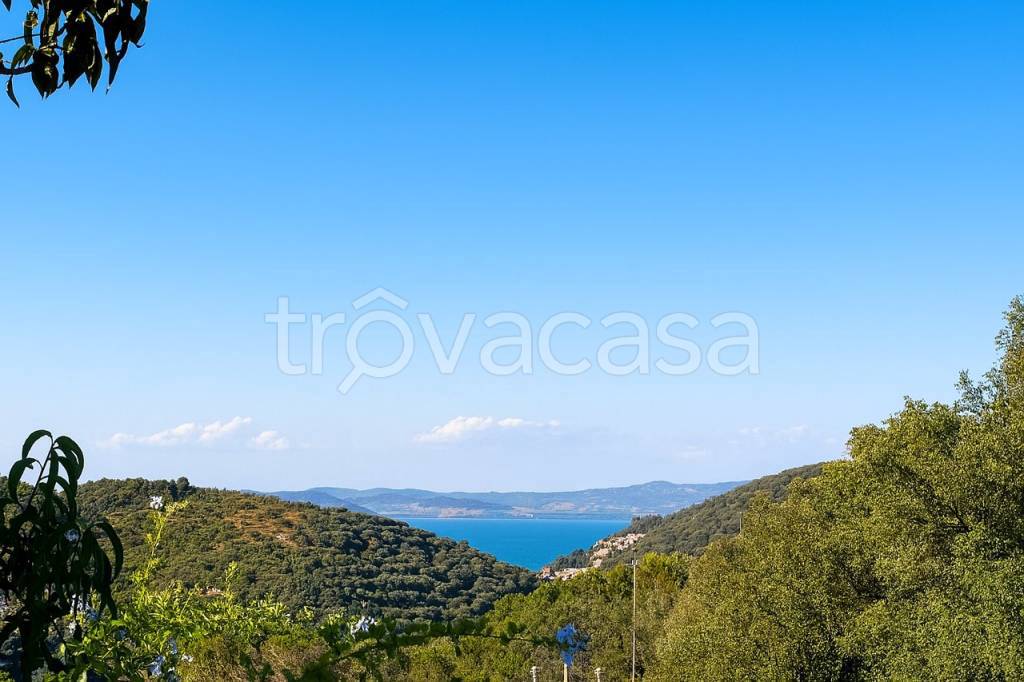 appartamento in vendita a Monte Argentario in zona Porto Santo Stefano