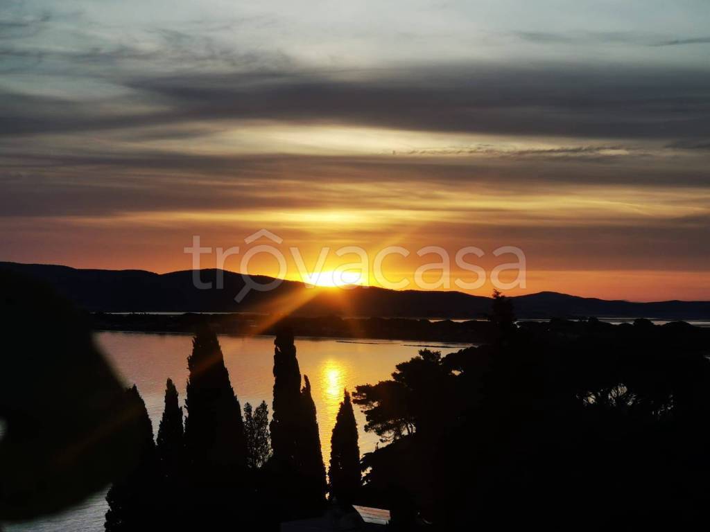 appartamento in vendita a Monte Argentario in zona Porto Santo Stefano