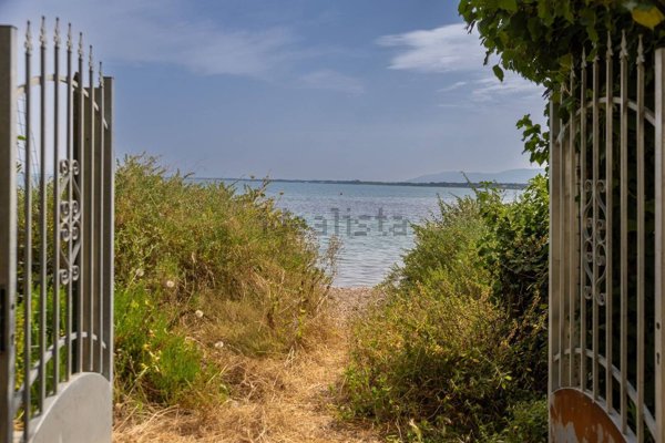 casa indipendente in vendita a Monte Argentario in zona Porto Santo Stefano
