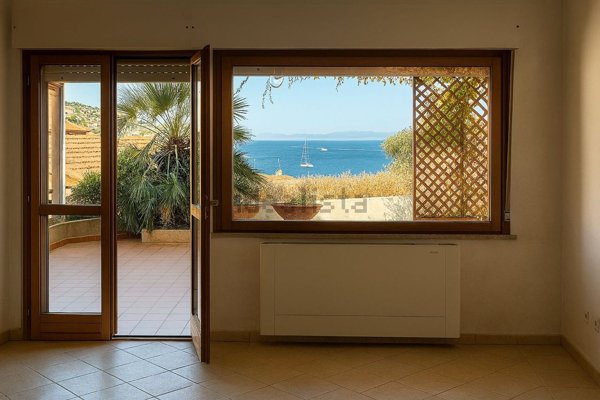 appartamento in vendita a Monte Argentario in zona Porto Santo Stefano