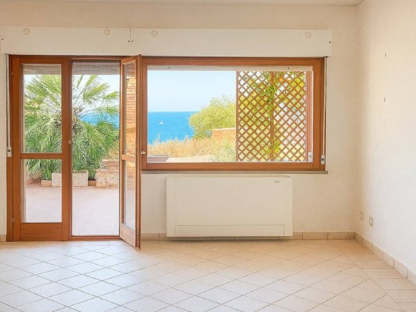 appartamento in vendita a Monte Argentario in zona Porto Santo Stefano
