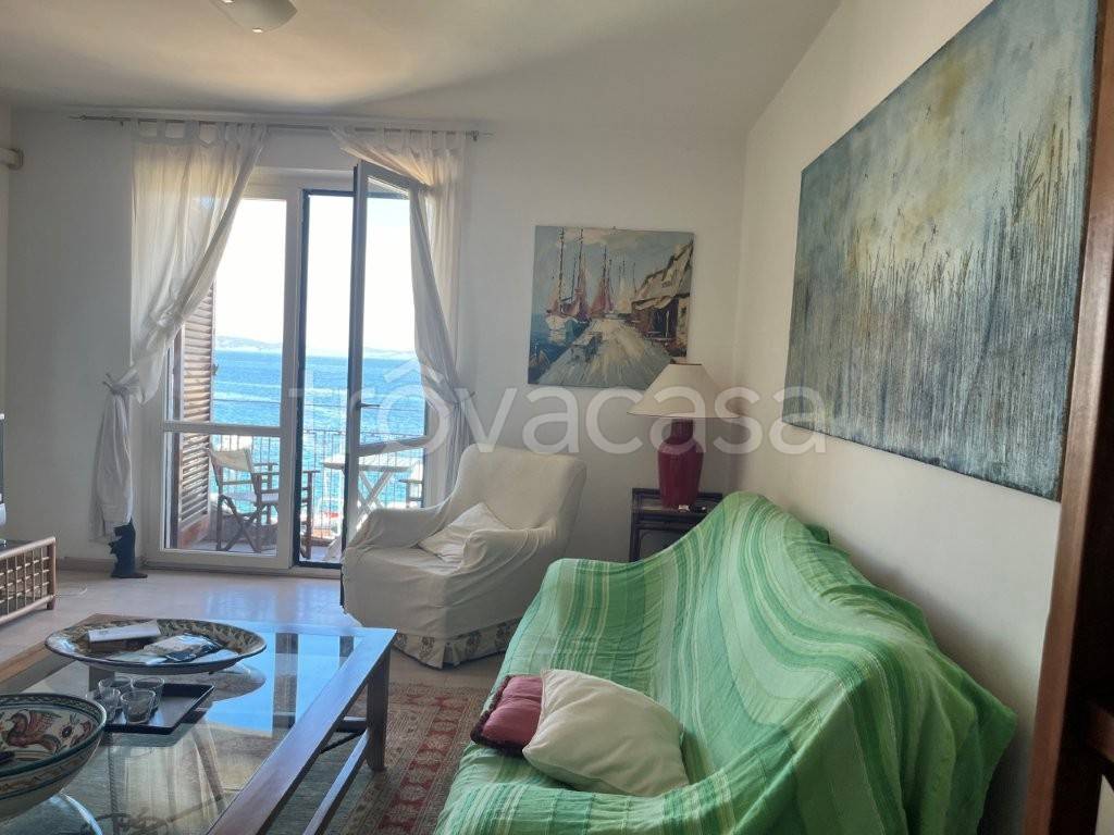 appartamento in vendita a Monte Argentario in zona Porto Santo Stefano