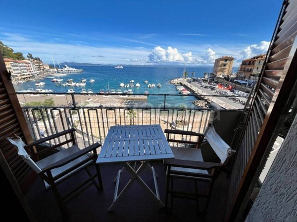 appartamento in vendita a Monte Argentario in zona Porto Santo Stefano
